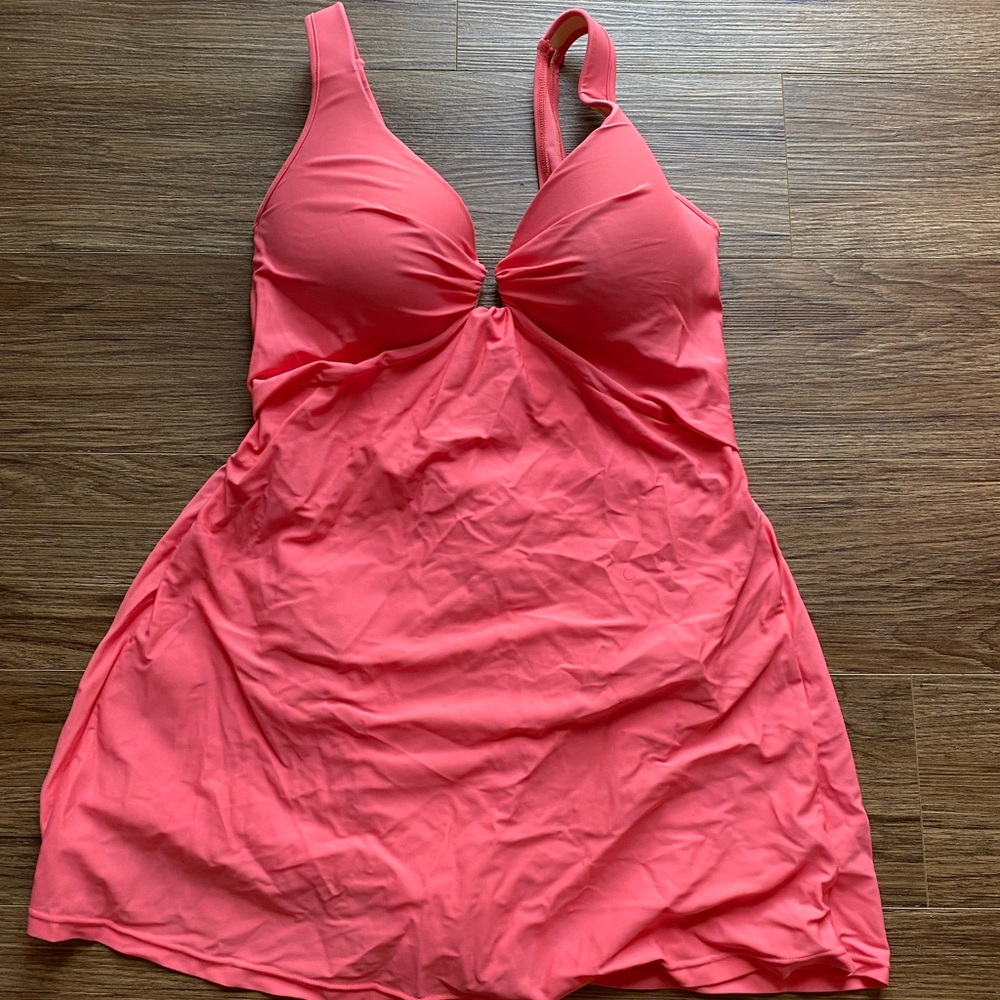 One piece swimsuit full support